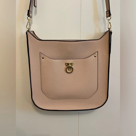 Neiman Marcus Handbags - Neiman Marcus leather pale pink crossover bag with gold hardware, magnetic snap